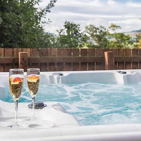 The Granary With Hot Tub Near Perth Perthshire Villa Forgandenny Esterno foto