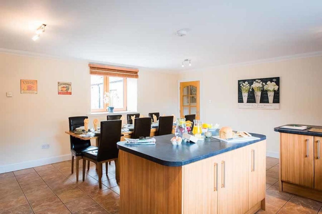 The Granary With Hot Tub Near Perth Perthshire Villa Forgandenny Esterno foto