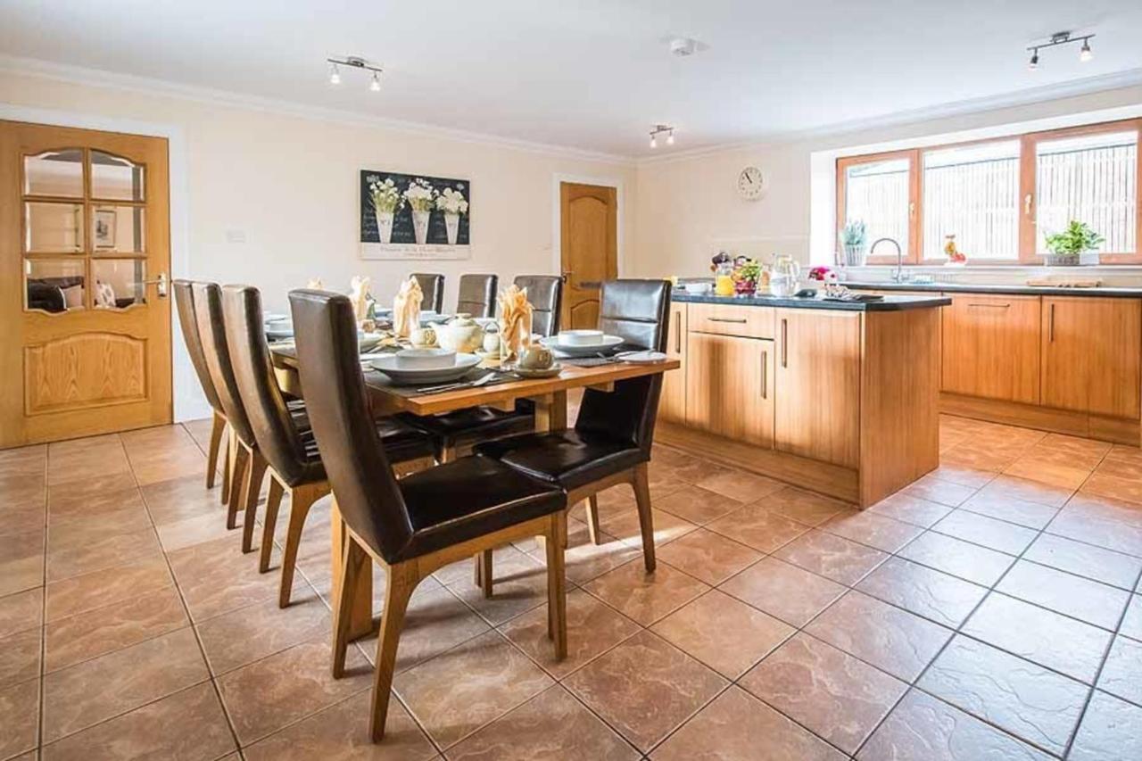 The Granary With Hot Tub Near Perth Perthshire Villa Forgandenny Esterno foto