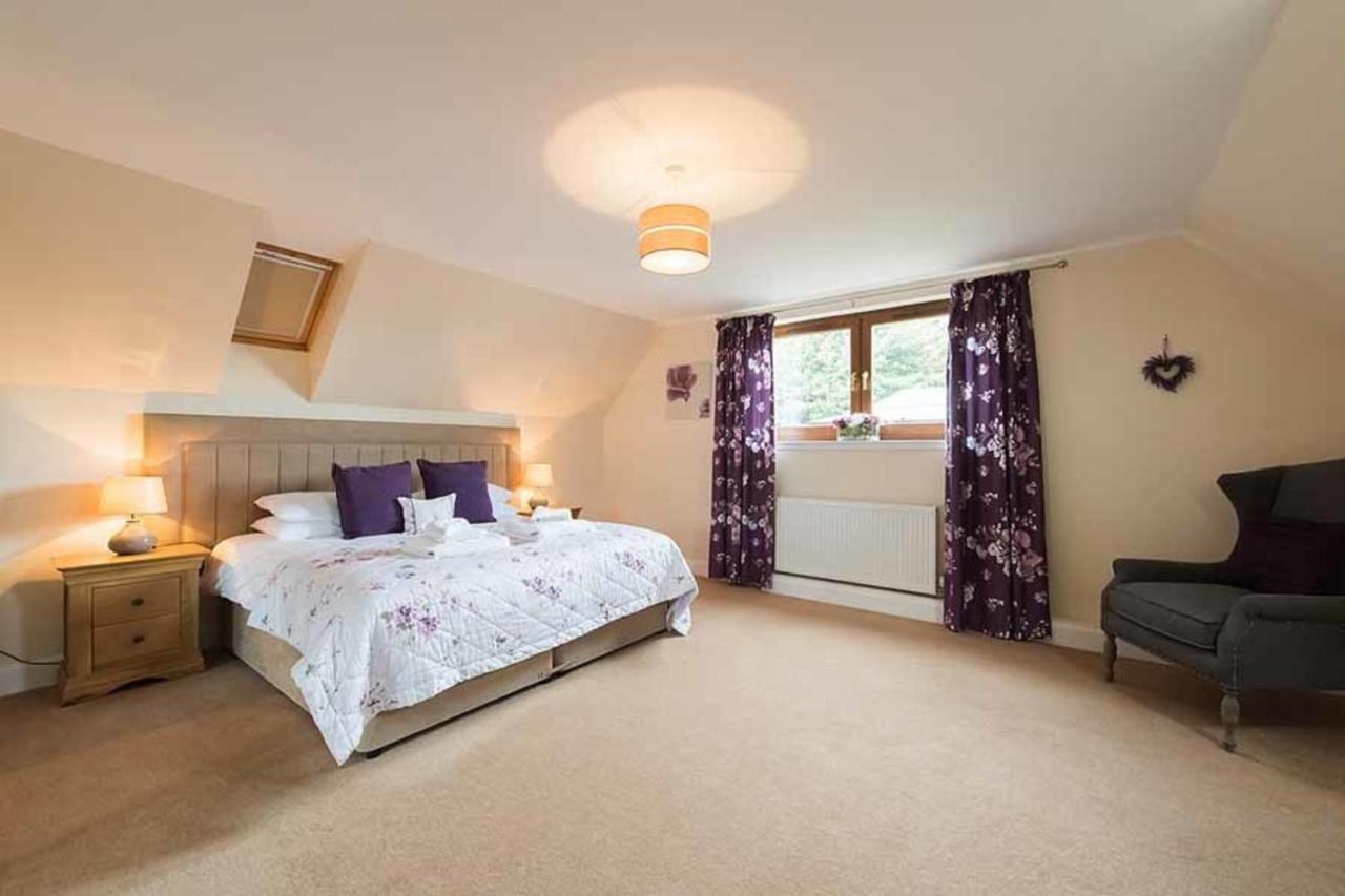 The Granary With Hot Tub Near Perth Perthshire Villa Forgandenny Esterno foto