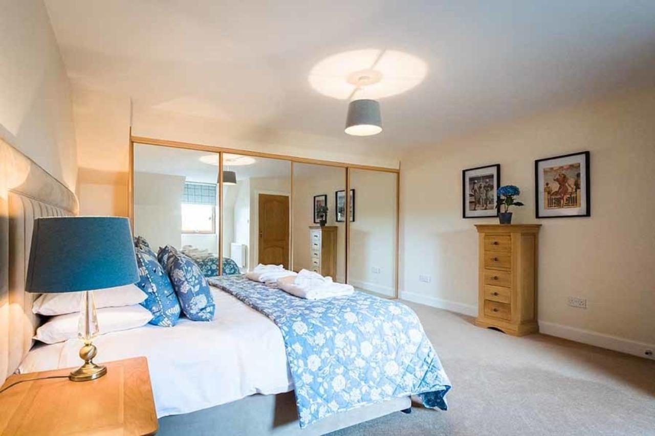 The Granary With Hot Tub Near Perth Perthshire Villa Forgandenny Esterno foto